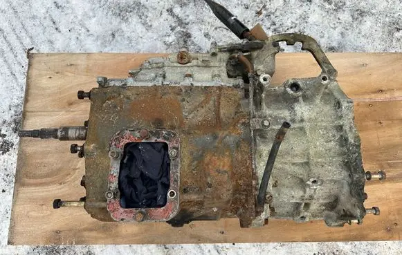 Manual 5 speed gearbox