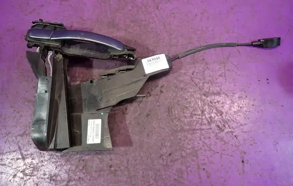 Ford Fiesta Front door lock 