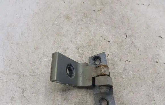 BMW 5 E60 E61 Front door upper hinge NOCODE