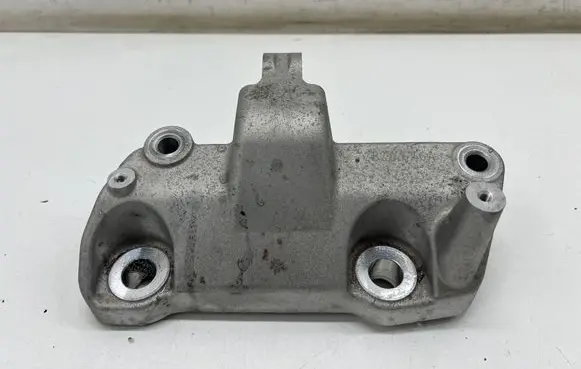 Polestar 2 Engine mounting bracket 31686307