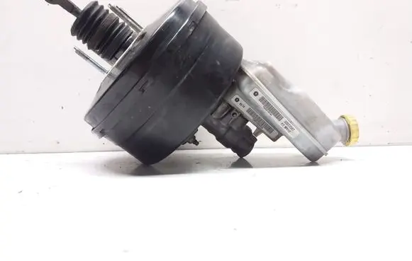 Master brake cylinder