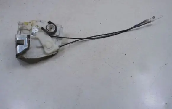 Fiat Sedici Rear door lock