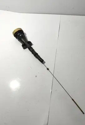 Renault Koleos I Oil level dip stick 8200825703 8200825706