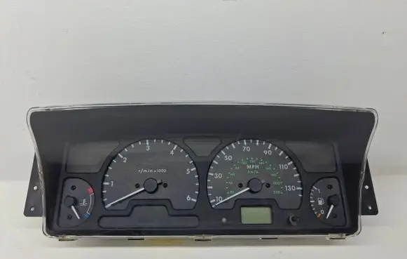 Land Rover Discovery Speedometer (instrument cluster) YAC114010 V1448041171J