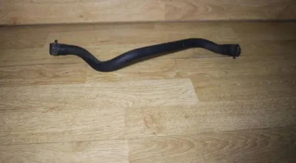 Seat Alhambra (Mk1) Engine coolant pipe/hose 7M3121063C