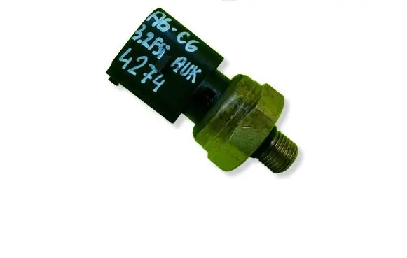 Audi A6 S6 C6 4F Fuel pressure sensor 06E906051E 51CP0602 TN228P5