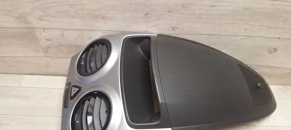 Opel Corsa D Dash center air vent grill 460029937