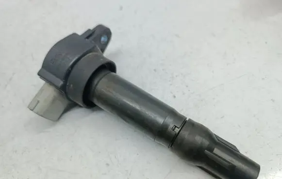 Mitsubishi Lancer VIII High voltage ignition coil MN195805 FK0343