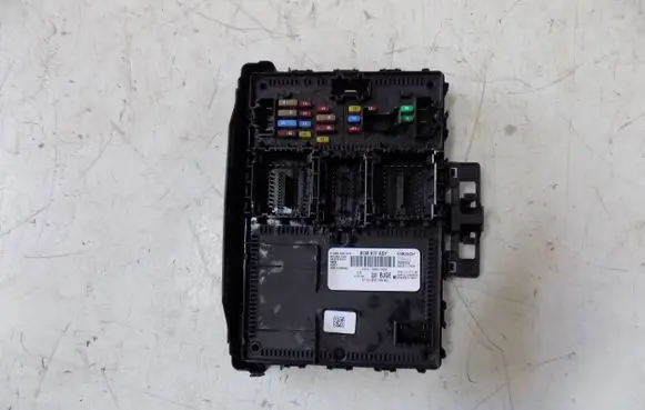 Ford Kuga III Other devices F005V03570 LU5T-15604-BJGE
