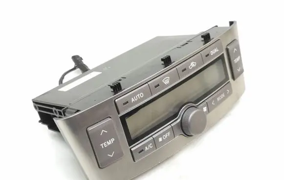 Toyota Avensis T250 Climate control unit 5590205050H 8A180AE 5590005271