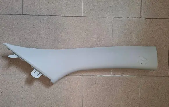 KIA Sportage (B) pillar trim (top) 858203U010