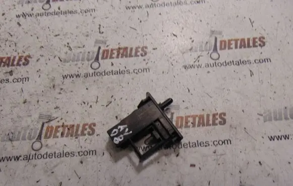 Toyota Avensis T250 Sensor 8126033030