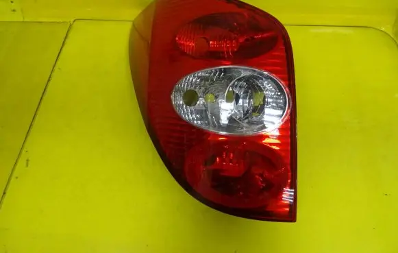 Renault Laguna II Rear/tail lights 8200002471