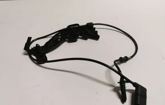 Mercedes-Benz C W205 ABS rear brake sensor 2059058503