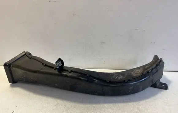 Porsche Taycan 9J1 Brake cooling air channel/duct 9J1807009