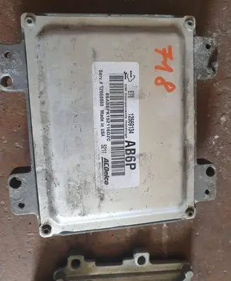 Opel Corsa E Engine control unit/module 12669134 12668866