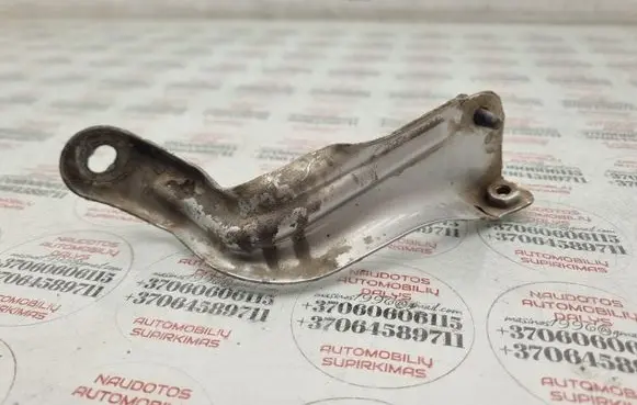 Volkswagen PASSAT B5.5 Fender mounting bracket 3B0821135D