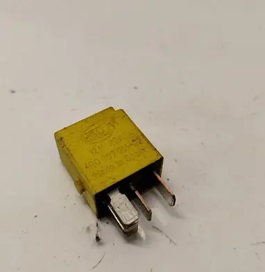 Mercedes-Benz E W211 Other relay 0025421219