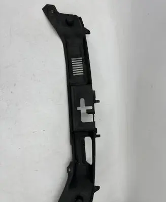 Volvo V50 Top upper radiator support slam panel 31217665 M0N7A