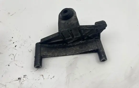 Mercedes-Benz E W212 other engine part A6420100340