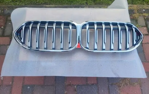 BMW 1 F40 Front grill 7476257