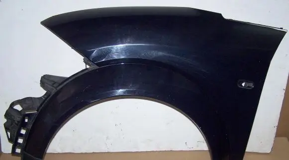 Audi A2 Fender 8Z0821021