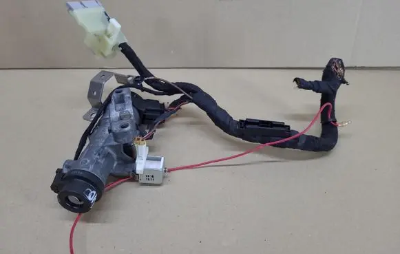 Volkswagen Polo V 6R Ignition lock 6R0905851