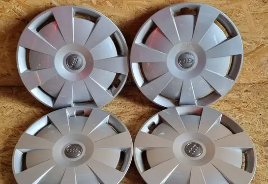 Audi A3 S3 8V R16 wheel hub/cap/trim 8V0601147D
