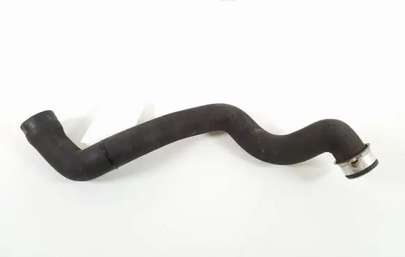 Mercedes-Benz CLC CL203 Engine coolant pipe/hose A2035015882
