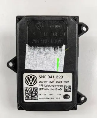 Volkswagen Golf VII Xenon control unit/module 5N0941329 5DF01011415 74696000AF