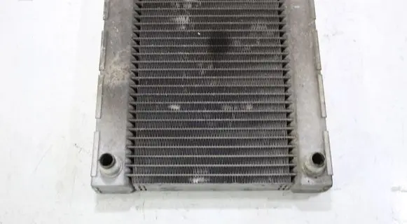 BMW 7 F01 F02 F03 F04 Engine oil radiator 
