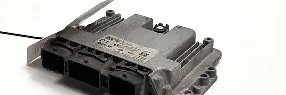 Volvo S40 Engine control unit/module ECU 0281011775ECU