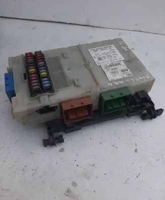 Ford Mondeo MK IV Fuse module 7G9T14A073CB LTQF01125TP 3659AF01125TP