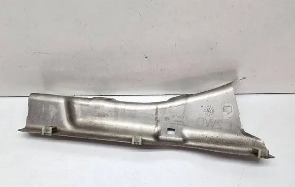 BMW 5 F10 F11 Heat shield in engine bay 7185203