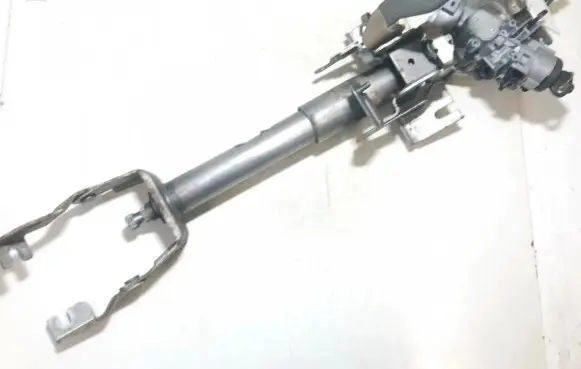 Mazda 626 Steering wheel axle