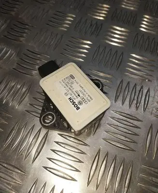 Audi A6 S6 C6 4F ESP acceleration yaw rate sensor 4F0907637A 0265005776