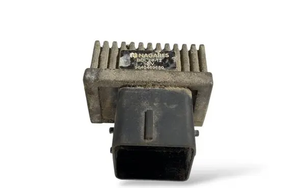 Renault Master II Glow plug pre-heat relay 9640469680