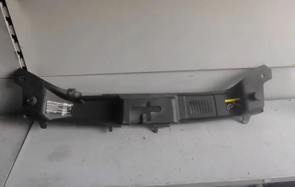 Volvo C70 Top upper radiator support slam panel 31217665 31217666
