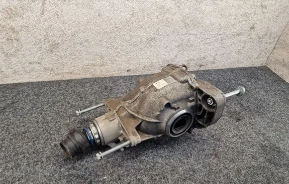 BMW X3 G01 Rear differential 7618727