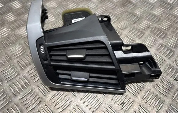 BMW X5 F15 Dashboard side air vent grill/cover trim 925264910 0867710 11152018