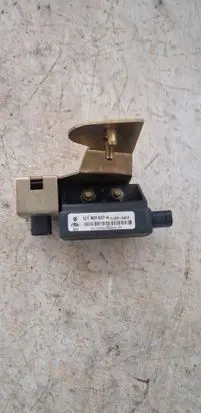 Volkswagen Golf IV ESP acceleration yaw rate sensor 1J1907637A 1J0907657A