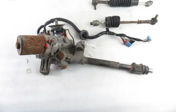 Suzuki Swift I Steering rack 73K8