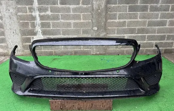Mercedes-Benz C W205 Front bumper