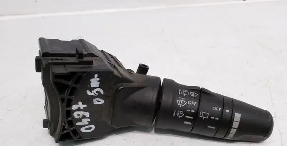 Nissan Primera Wiper control stalk 25260AV610