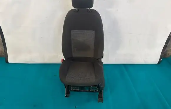 Peugeot Bipper Front driver seat 1367991080E