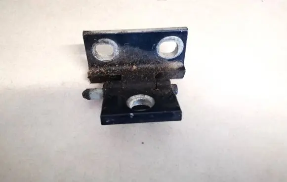 Volvo V70 Rear door lower hinge