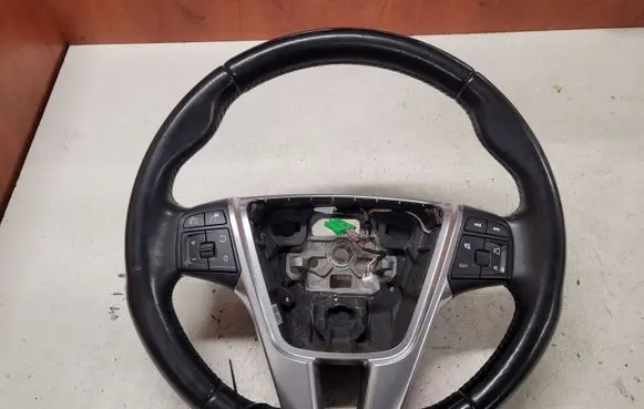 Volvo V40 Steering wheel P31250592 34110217B 82141053201