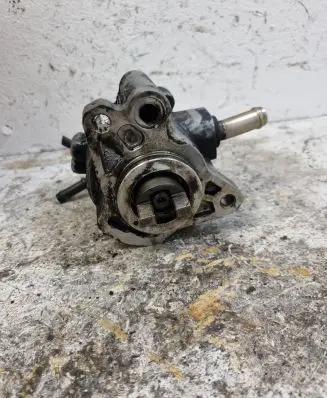 Toyota Corolla Verso AR10 Vacuum pump