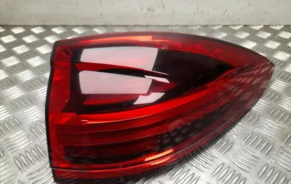 Porsche Cayenne (92A) Rear/tail lights 7P5945208P