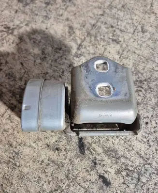 Rear door lower hinge